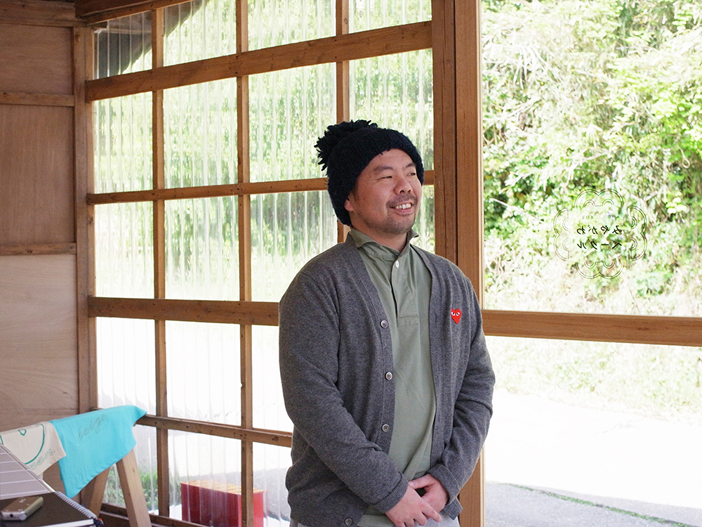 リノベーション会社・株式会社ルーヴィスの代表を務めている福井信行さん。横須賀にルーツを持つ横浜育ち。