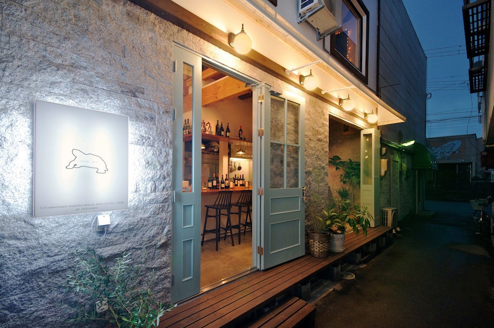 See Visionsで改装&店舗の企画から運営までを行っている直営1号店『カメバル』。撮影:鈴木竜典(R-room)