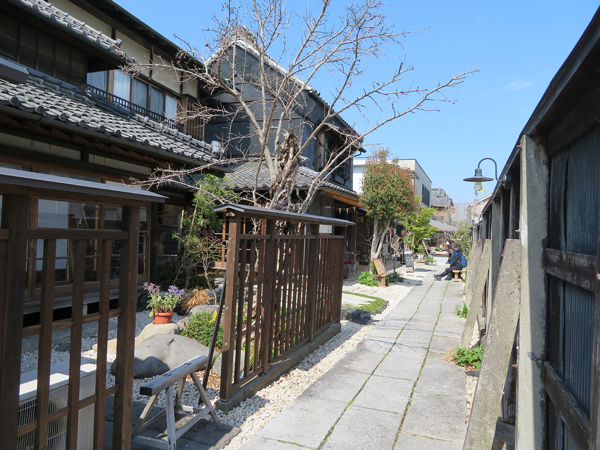 『はかり屋』（埼玉県越谷市）が生まれたことで、古い建物が残る周辺も含めた活性化案が検討され始めたという